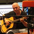 Szybki podkład do reklamy radiowej. 